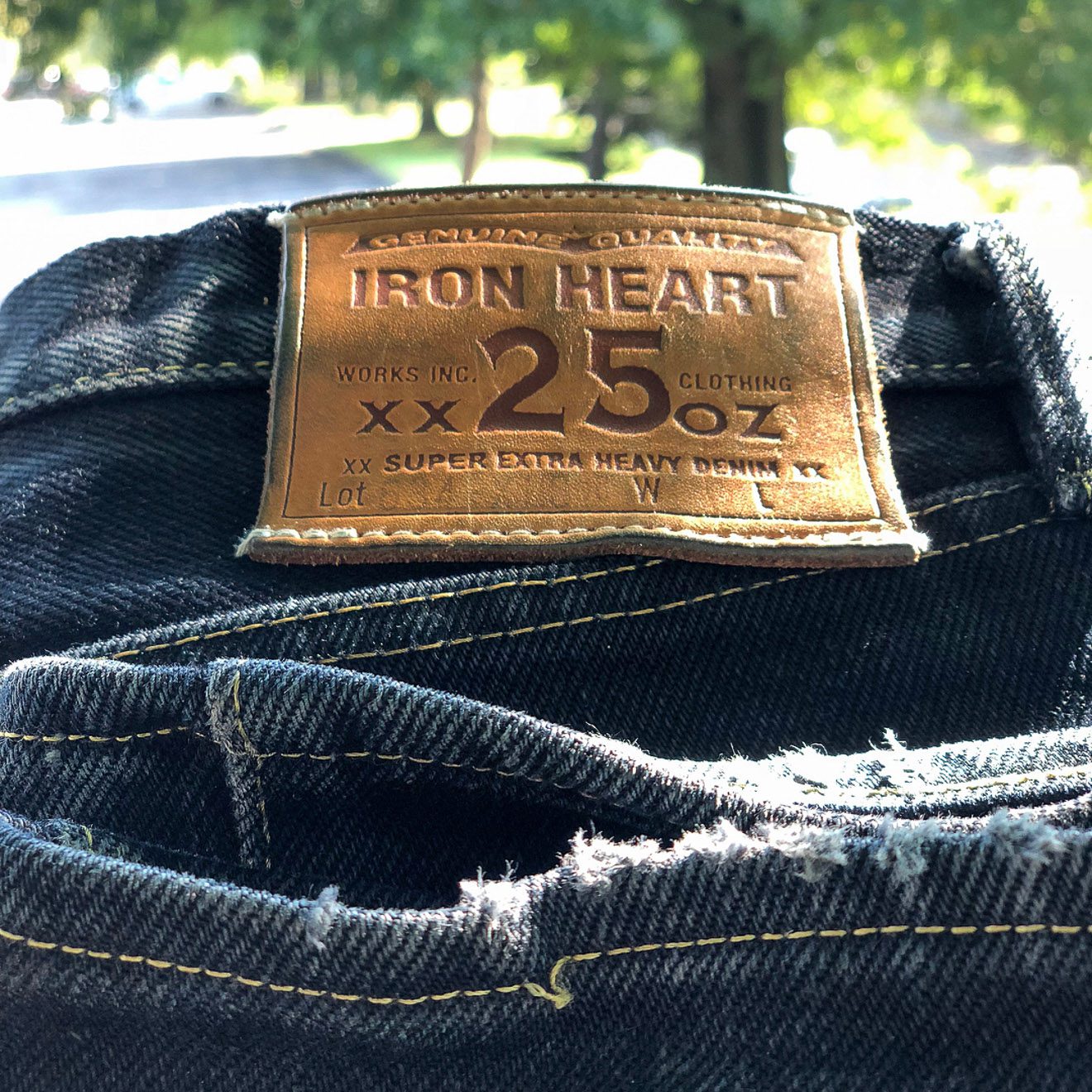 Must-follow Instagrammers. Iron Heart army. heavyweight denim, made in Japan, raw denim, Iron Heart, 25 oz, 25 oz.