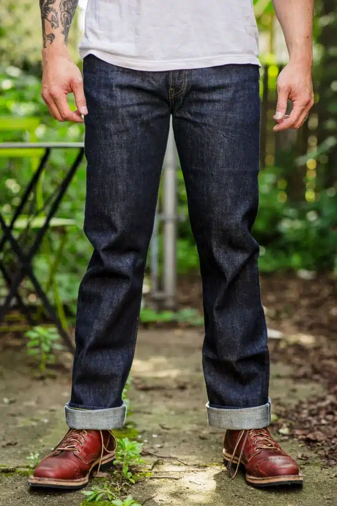 30 Ways to Wear Dark Wash Jeans [2023 Guide] % % | Dark jeans outfit, Mens  dark jeans, Mens black jeans outfit
