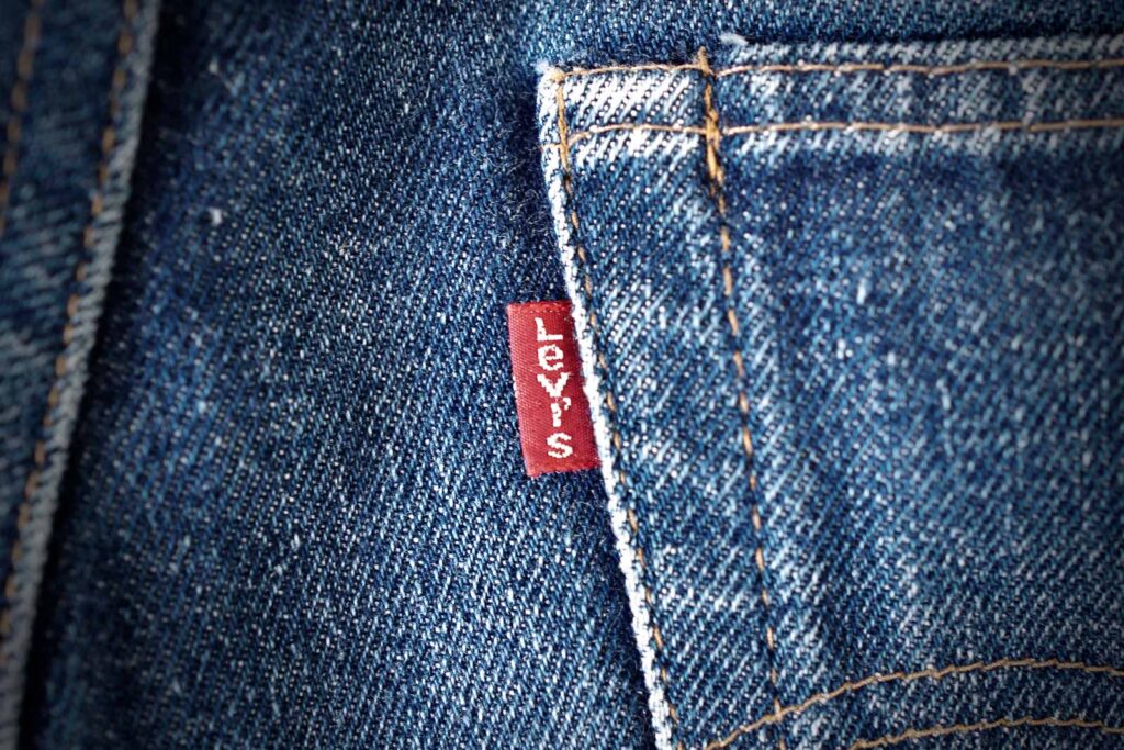 What is the red tab? Denim FAQ answered by Denimhunters