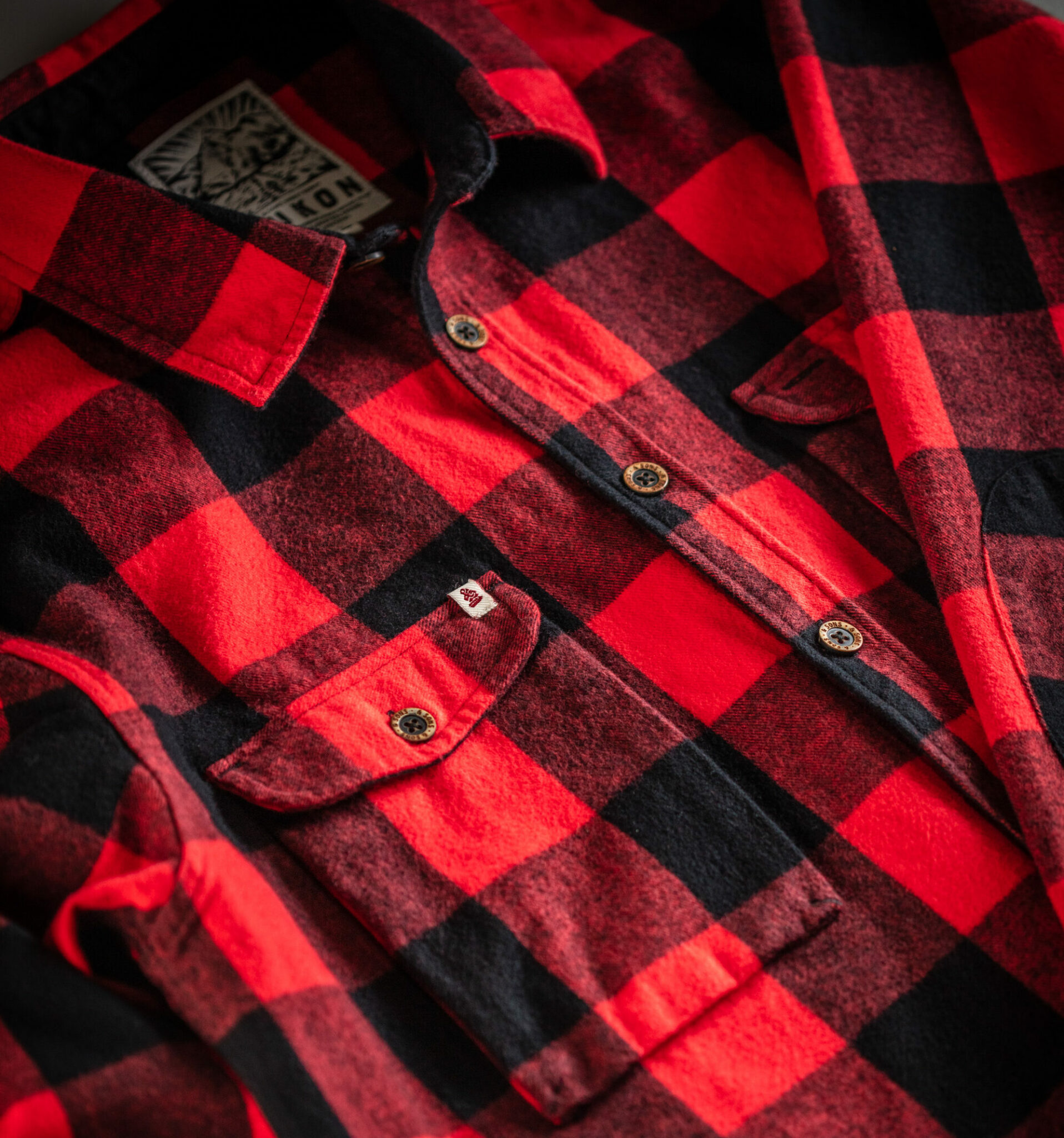 Buying Guide to the Best Well-Made and Heavy Flannel Shirts